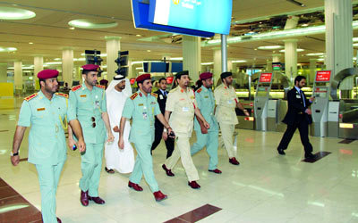 «أمن المطارات في دبي» تنظم برامج للتطوير المهني