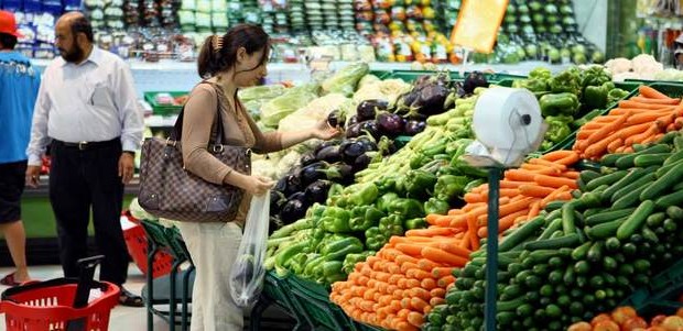 ارتفاعات في أسعار الخضراوات والفواكه في أسواق أبوظبي و دبي و الشارقة