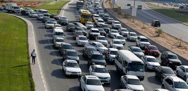 بهدف تخفيف الازدحام المروري « الشارقة للتعليم » يبحث تغيير دوام المدارس الخاصة